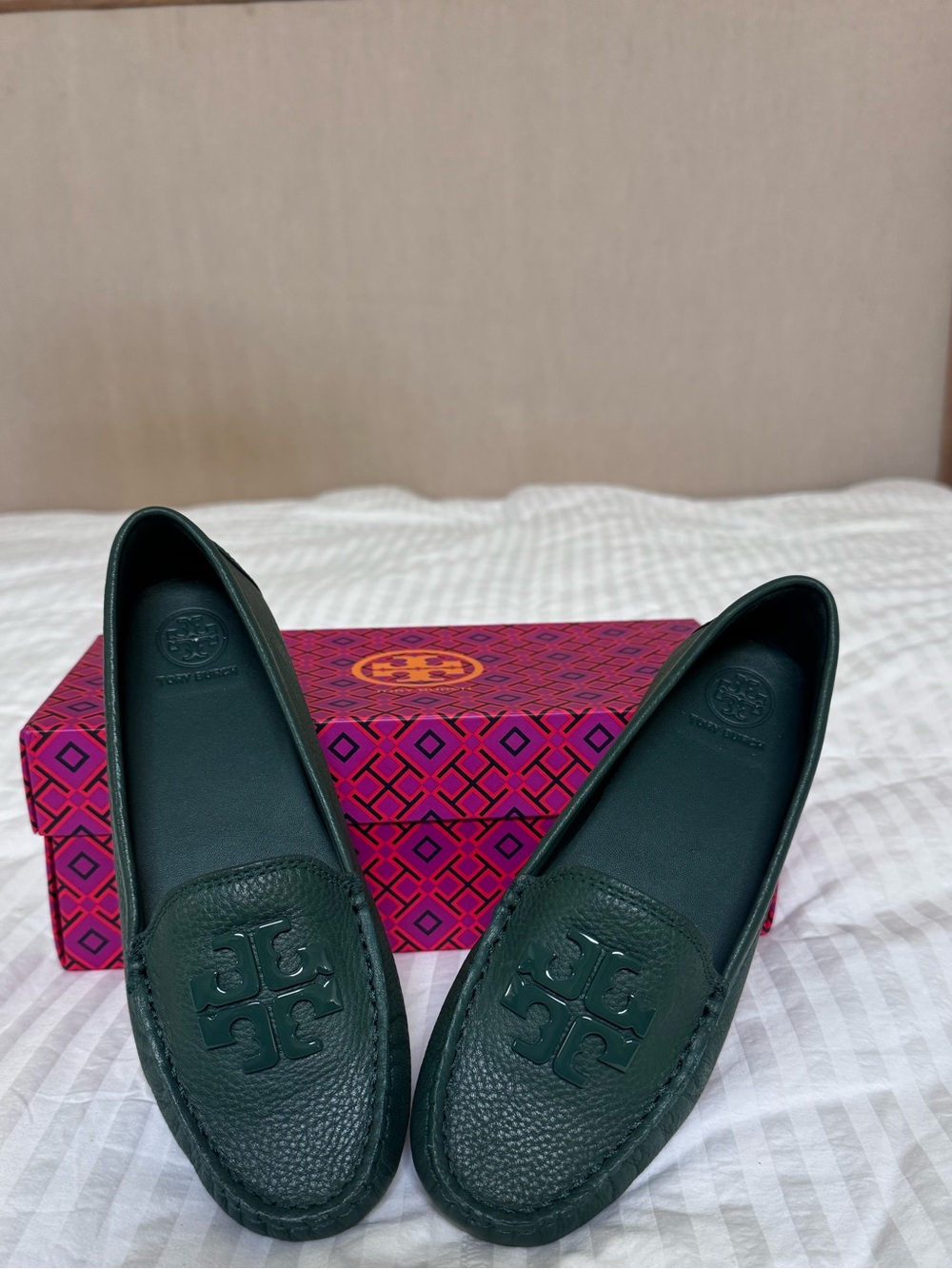 Tory Burch Women's Deep Evergreen Tumbled Leather Driving Loafers | New
